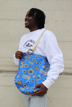 Load image into Gallery viewer, Flower Canvas Bag
